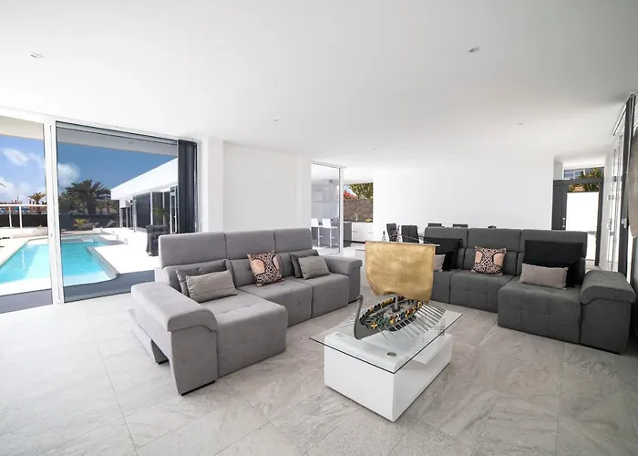 Valhalla Villa Playa Blanca